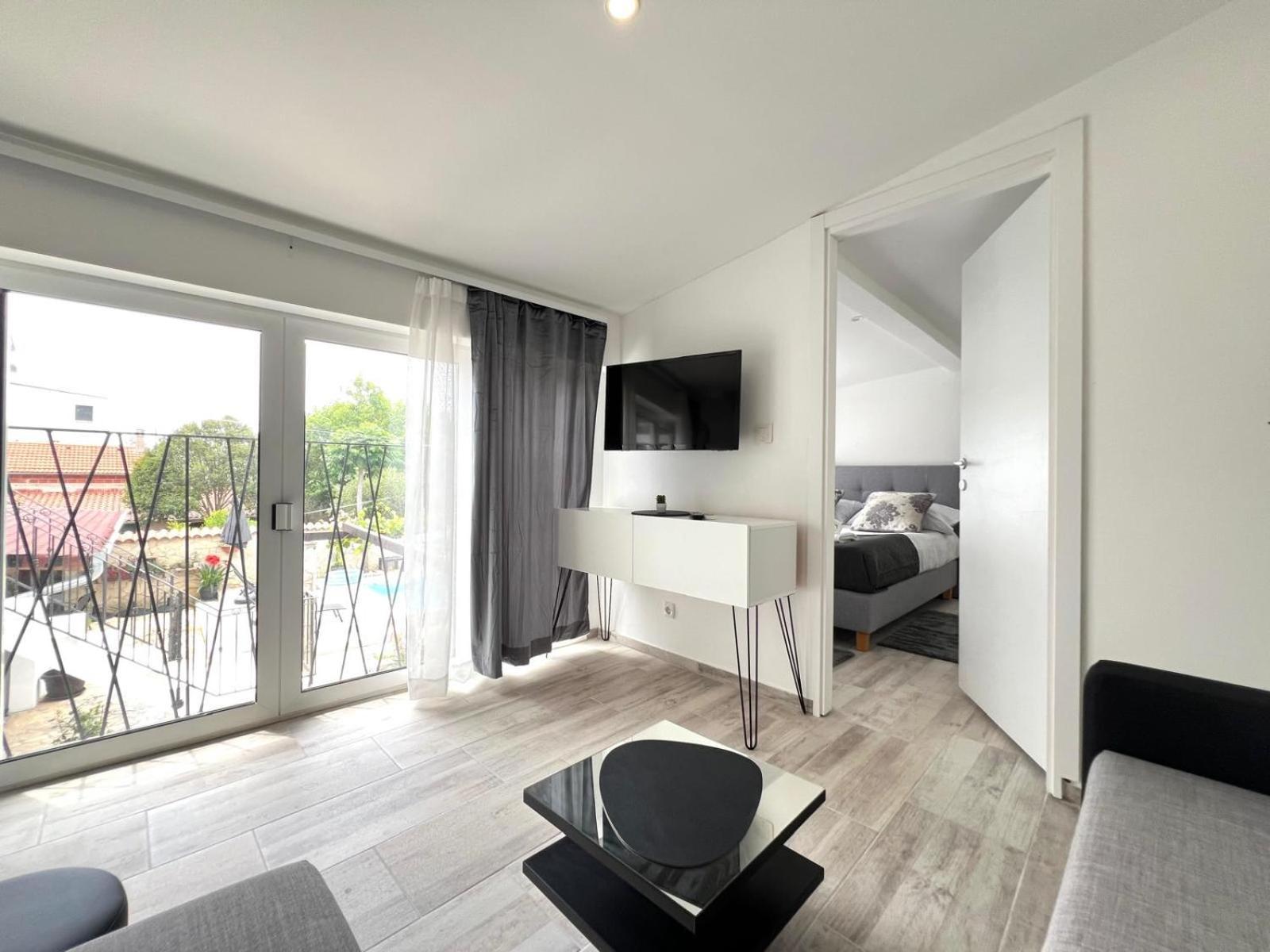 Apartamento Azzurro Mare Pula Exterior foto