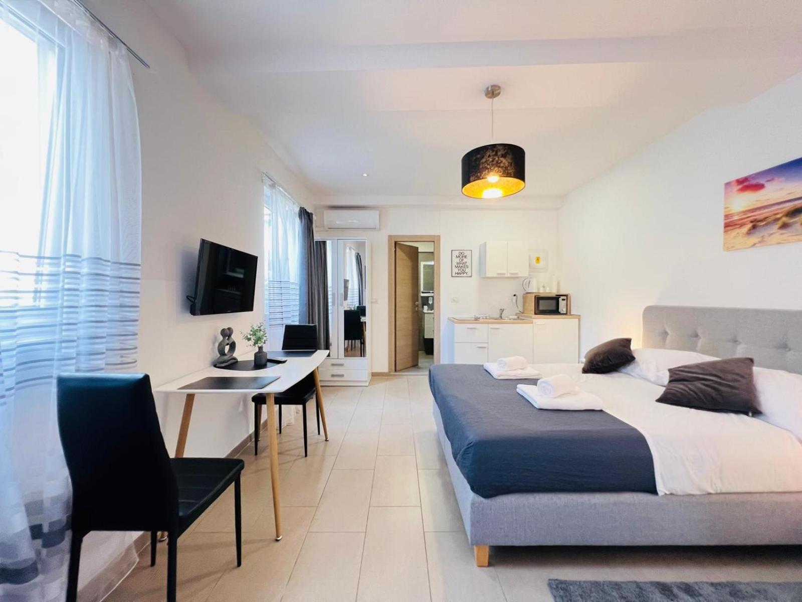 Apartamento Azzurro Mare Pula Exterior foto