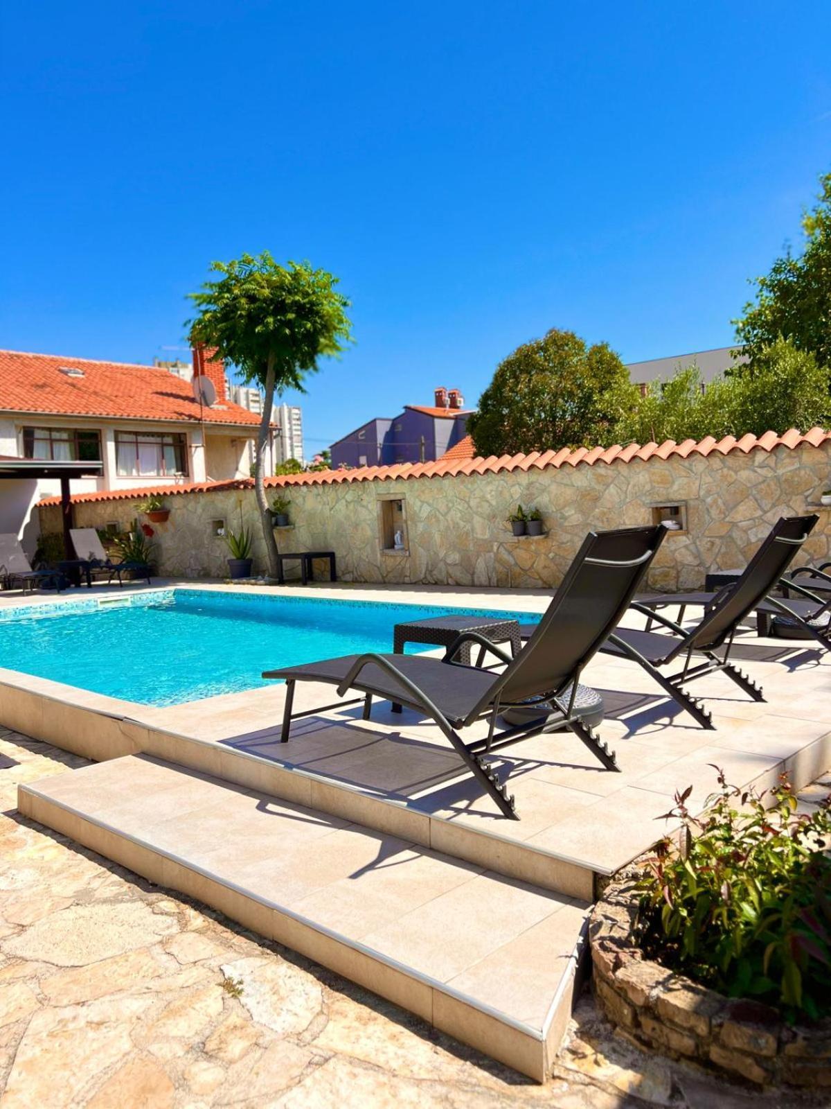Apartamento Azzurro Mare Pula Exterior foto